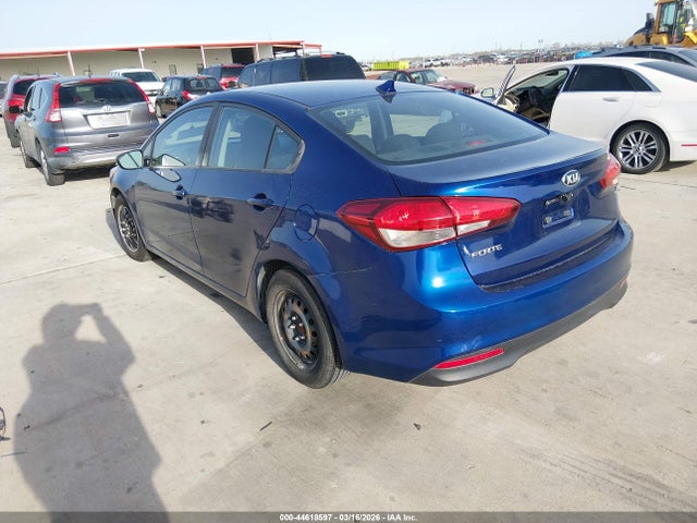 3KPFK4A77JE194137 KIA FORTE LX