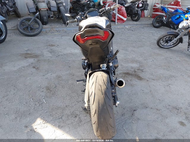 Kawasaki Zr900 S 2025 ML5ZRDS18SDA00623 Image 6