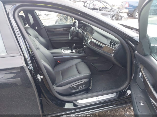 44618638 :رقم المزاد ، WBAYA8C55DD227623 vin ، 2013 Bmw 750i مزاد بيع
