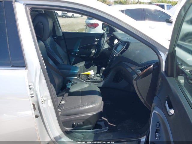 2018 HYUNDAI SANTA FE SPORT 5XYZU4LA7JG557748 Photo 4