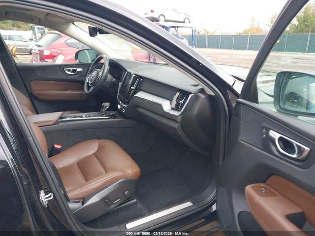 Aukcja sprzedaży 2020 Volvo Xc60 T5 Momentum, vin: YV4102RK6L1440840, numer aukcji: 44618690
