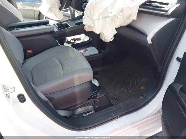 44618704 :رقم المزاد ، 5TDKSKFC8SS175712 vin ، 2025 Toyota Sienna Le مزاد بيع