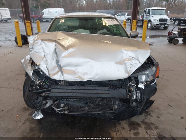 Aukcja sprzedaży 2015 Volkswagen Passat 1.8t Wolfsburg Edition, vin: 1VWAT7A32FC073985, numer aukcji: 44618720