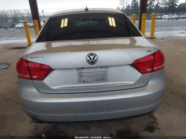Aukcja sprzedaży 2015 Volkswagen Passat 1.8t Wolfsburg Edition, vin: 1VWAT7A32FC073985, numer aukcji: 44618720