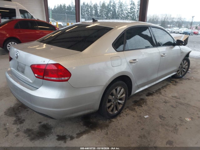 Aukcja sprzedaży 2015 Volkswagen Passat 1.8t Wolfsburg Edition, vin: 1VWAT7A32FC073985, numer aukcji: 44618720
