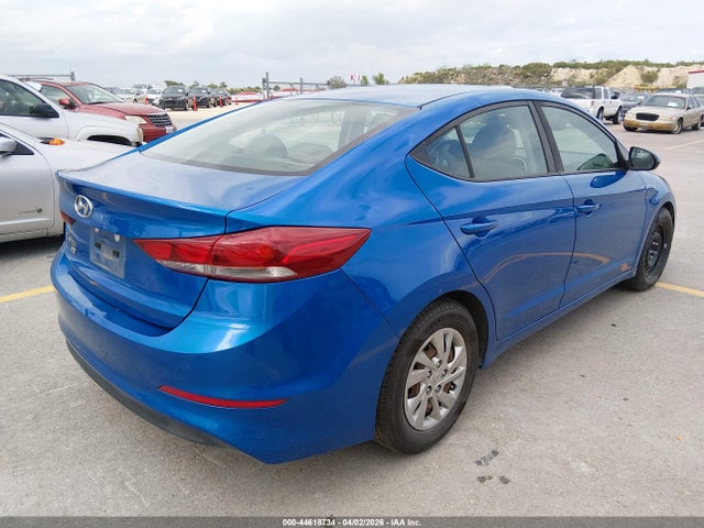 Продаж на аукціоні авто 2018 Hyundai Elantra Se, vin: KMHD74LF1JU595855, номер лоту: 44618734