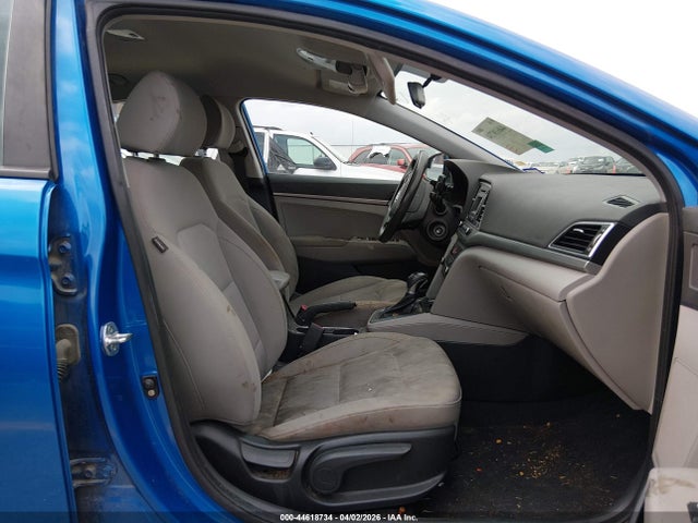 Продаж на аукціоні авто 2018 Hyundai Elantra Se, vin: KMHD74LF1JU595855, номер лоту: 44618734