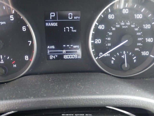 Продаж на аукціоні авто 2018 Hyundai Elantra Se, vin: KMHD74LF1JU595855, номер лоту: 44618734