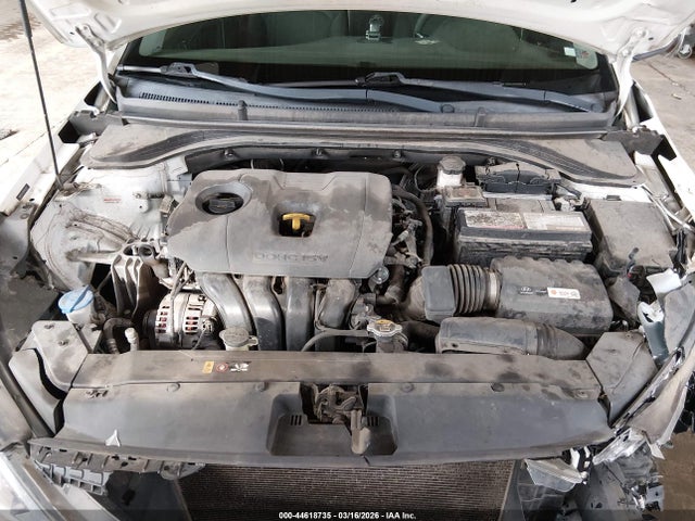 Hyundai ELANTRA SE 2019 5NPD74LFXKH452287 Image 10