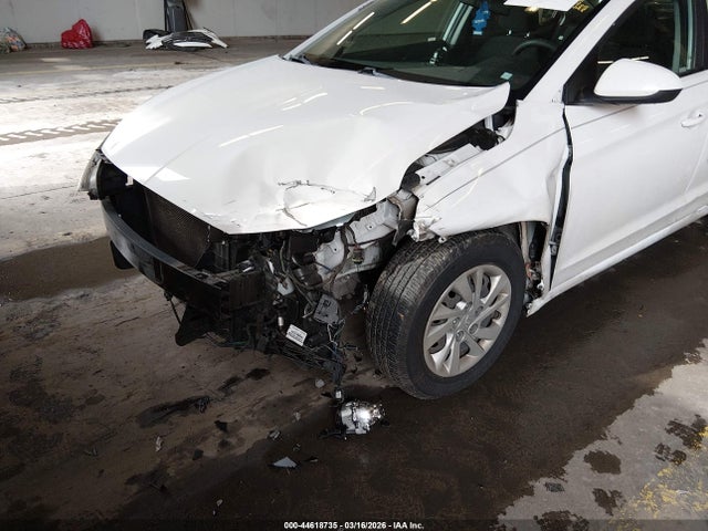 Hyundai ELANTRA SE 2019 5NPD74LFXKH452287 Image 6