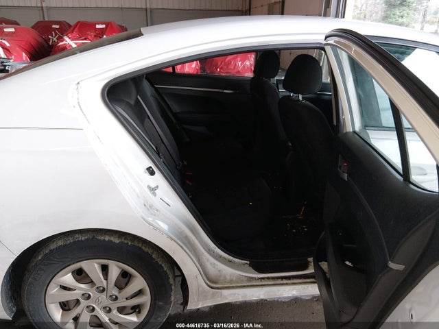 Hyundai ELANTRA SE 2019 5NPD74LFXKH452287 Image 8