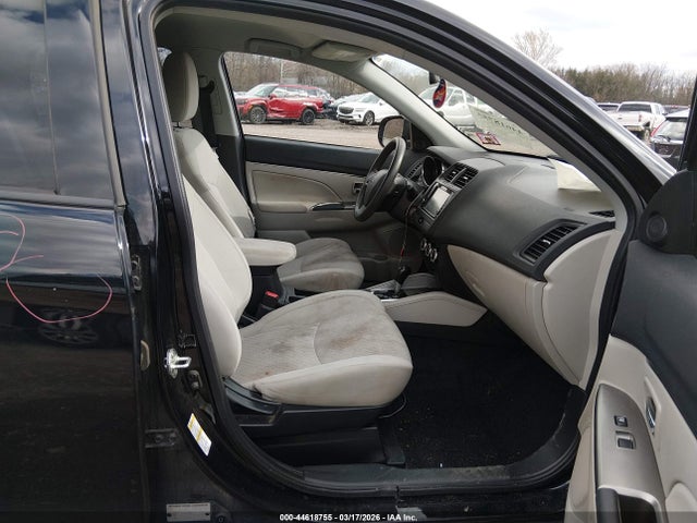 2019 MITSUBISHI OUTLANDER SPORT JA4AP3AU6KU027986 Photo 4