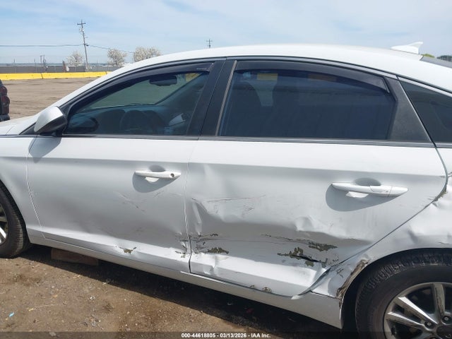 Hyundai SONATA SE 2016 5NPE24AF7GH373933 Image 14