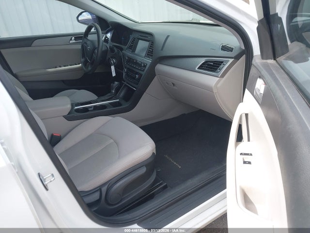 Hyundai SONATA SE 2016 5NPE24AF7GH373933 Image 5