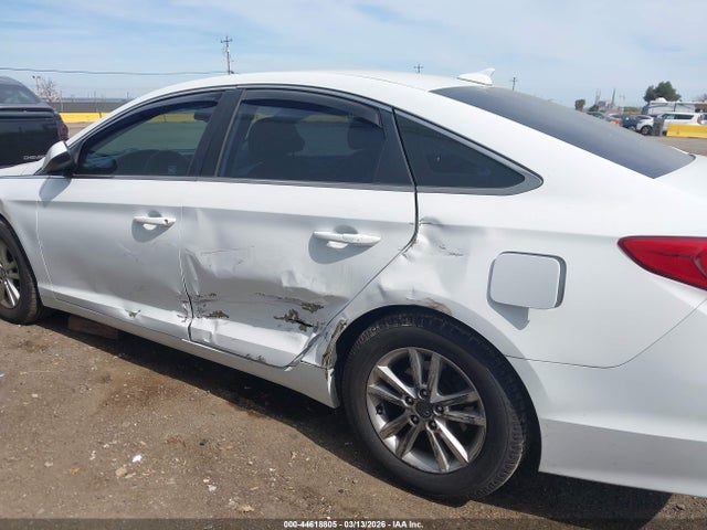Hyundai SONATA SE 2016 5NPE24AF7GH373933 Image 6