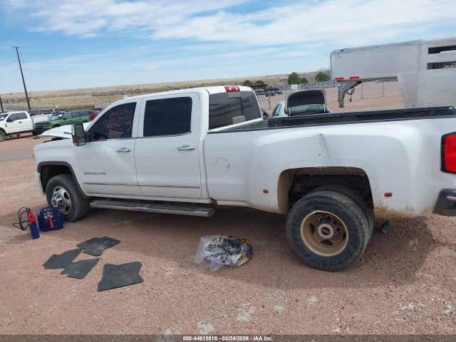 44618818 :رقم المزاد ، 1GT42WEY7KF126546 vin ، 2019 Gmc Sierra 3500hd Denali مزاد بيع
