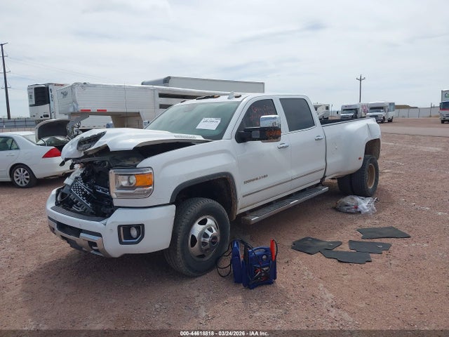 44618818 :رقم المزاد ، 1GT42WEY7KF126546 vin ، 2019 Gmc Sierra 3500hd Denali مزاد بيع