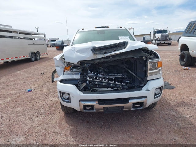 44618818 :رقم المزاد ، 1GT42WEY7KF126546 vin ، 2019 Gmc Sierra 3500hd Denali مزاد بيع
