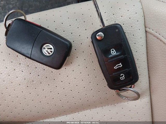 2012 VOLKSWAGEN TIGUAN WVGAV7AX7CW580015 Photo 10