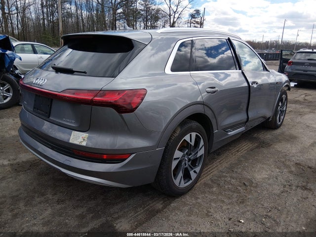 2021 AUDI E-TRON WA1VAAGE1MB004590 Photo 3