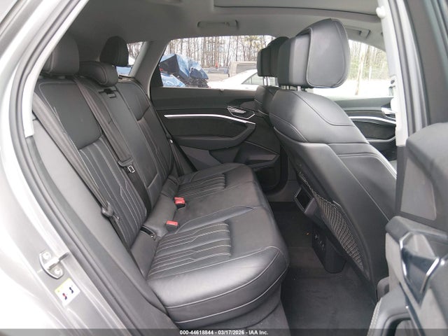 2021 AUDI E-TRON WA1VAAGE1MB004590 Photo 7