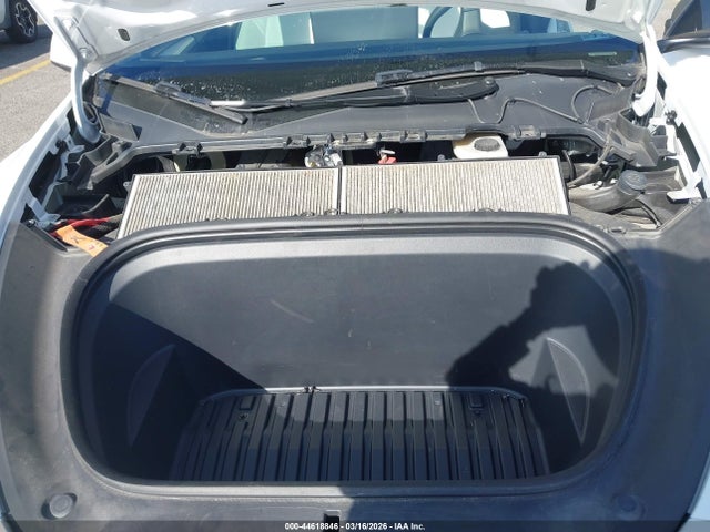 2024 TESLA MODEL Y 7SAYGDEF5RF049036 Photo 9