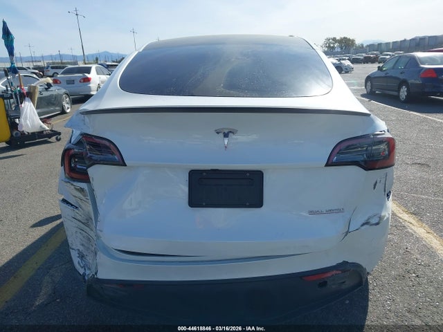 2024 TESLA MODEL Y 7SAYGDEF5RF049036 Photo 5