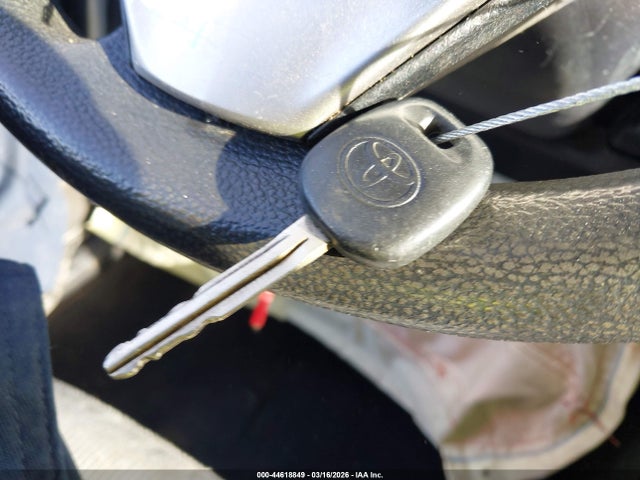 Toyota COROLLA L 2015 5YFBURHE0FP232002 Image 11