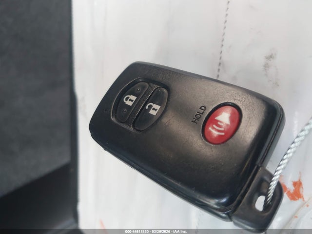 Toyota Prius Two 2015 JTDKN3DU9F2004392 Image 11