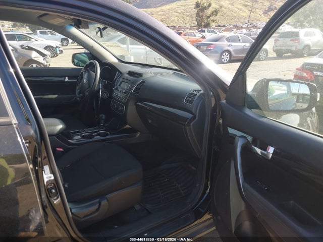5XYKT4A60EG423821 KIA SORENTO LX