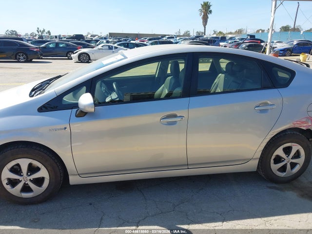Toyota Prius Four 2015 JTDKN3DU1F0409108 Image 15