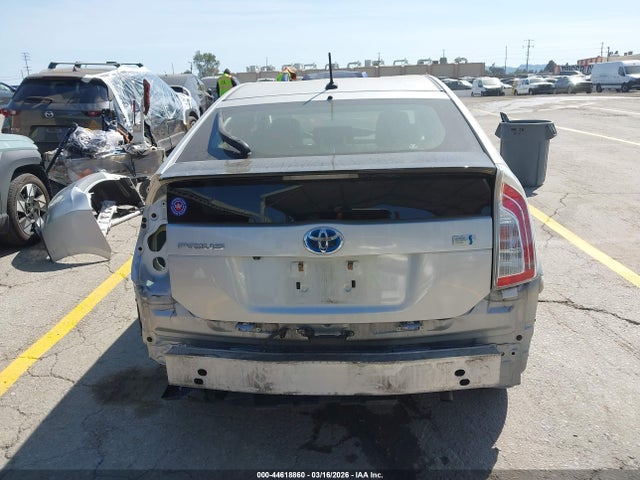 Toyota Prius Four 2015 JTDKN3DU1F0409108 Image 17