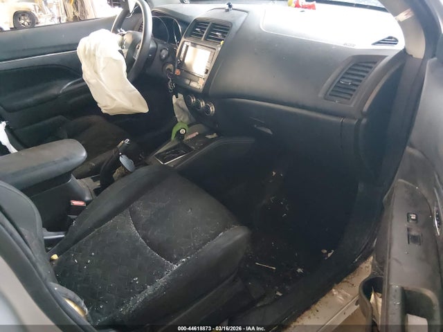 2022 MITSUBISHI OUTLANDER SPORT JA4APUAU9NU018502 Photo 4