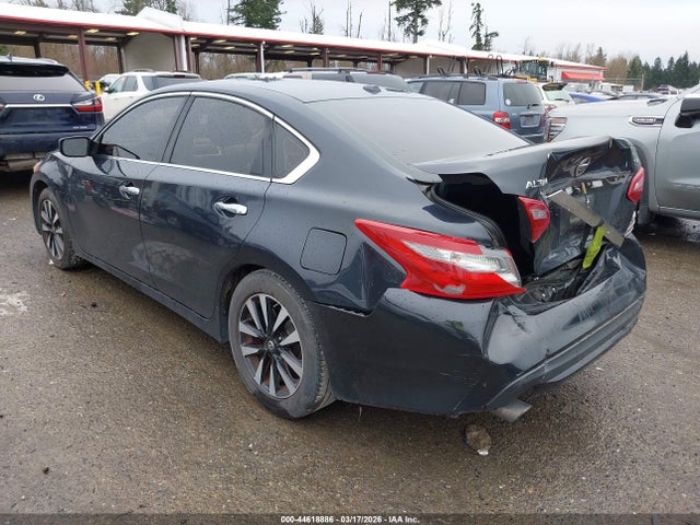 1N4AL3AP3JC253330 Nissan Altima 2.5 Sv