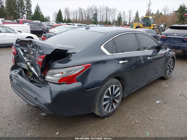 1N4AL3AP3JC253330 Nissan Altima 2.5 Sv