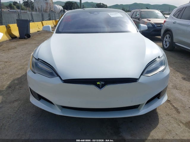 44618895 :رقم المزاد ، 5YJSA1E19GF150617 vin ، 2016 Tesla Model S 60/70/75/85 مزاد بيع