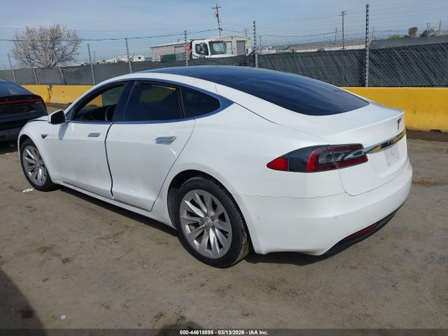 44618895 :رقم المزاد ، 5YJSA1E19GF150617 vin ، 2016 Tesla Model S 60/70/75/85 مزاد بيع