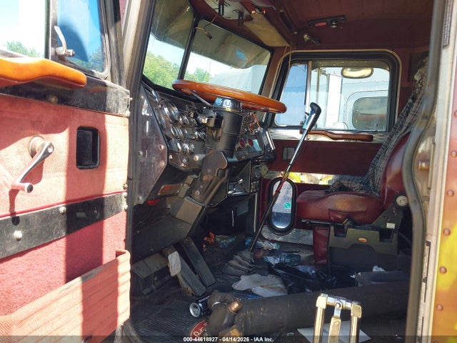 1992 Peterbilt 379 მანქანა იყიდება აუქციონზე, vin: 1XP5DB9X2NN313906, აუქციონის ნომერი: 44618927