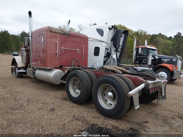 1992 Peterbilt 379 მანქანა იყიდება აუქციონზე, vin: 1XP5DB9X2NN313906, აუქციონის ნომერი: 44618927