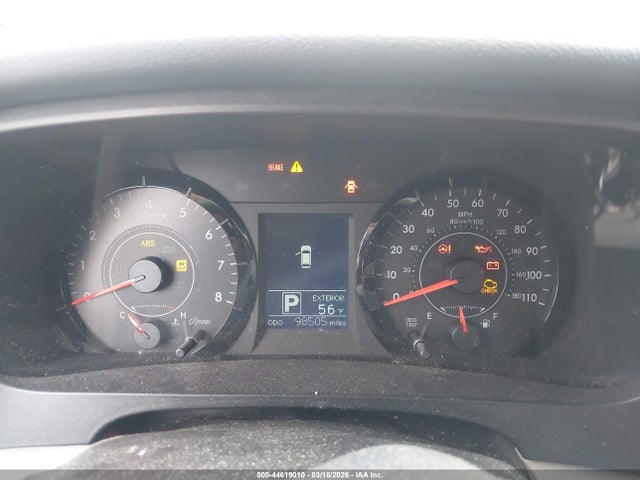 44619010 :رقم المزاد ، 5TDKZ3DC2HS792133 vin ، 2017 Toyota Sienna Le 8 Passenger مزاد بيع