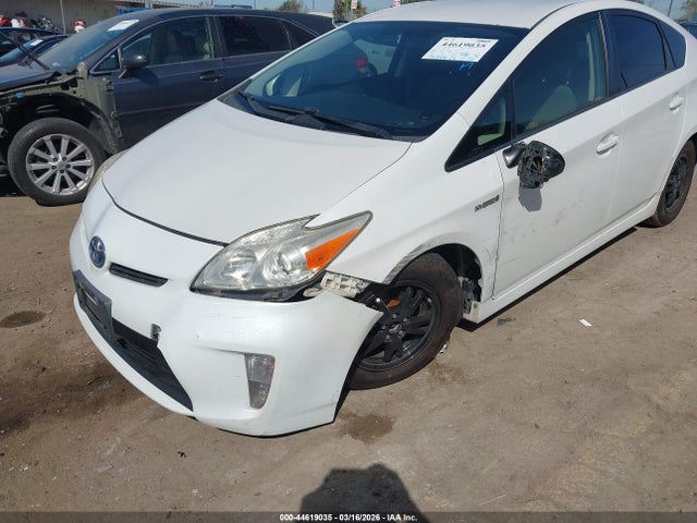 Toyota Prius Two 2014 JTDKN3DU6E0373530 Image 6