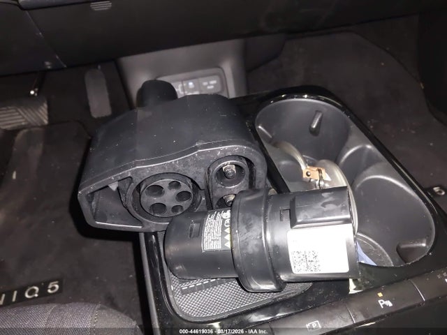 7YAKM4DB3SY014715 Hyundai Ioniq 5 Se Standard Range