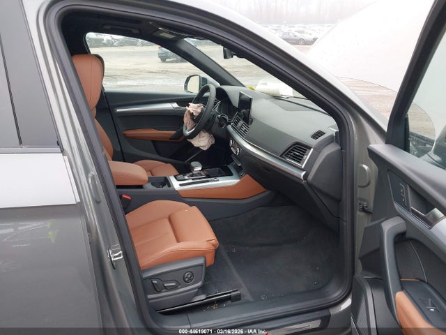 Aukcja sprzedaży 2025 Audi Q5 Premium Plus 45 Tfsi S Line Quattro S Tronic, vin: WA1EAAFY1S2013847, numer aukcji: 44619071