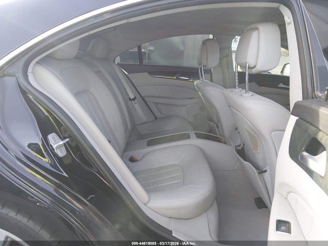 44619085 :رقم المزاد ، WDDLJ7DB1EA096744 vin ، 2014 Mercedes-benz Cls 550 مزاد بيع