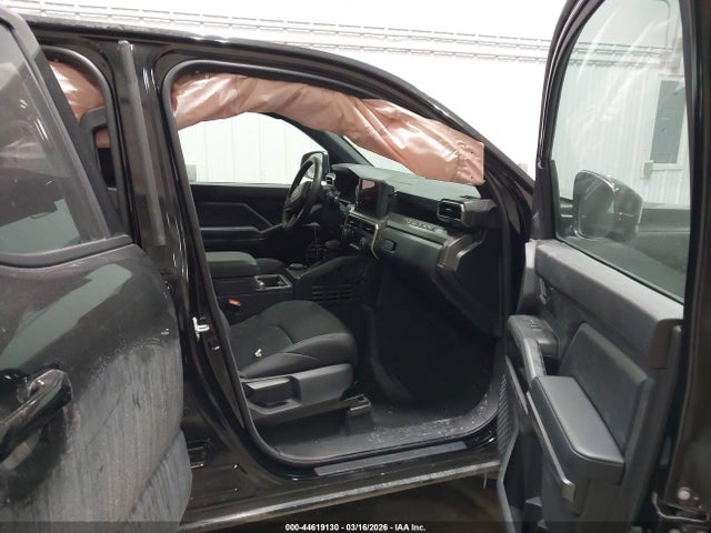 3TMLB5JN6TM228360 Toyota Tacoma Sr5