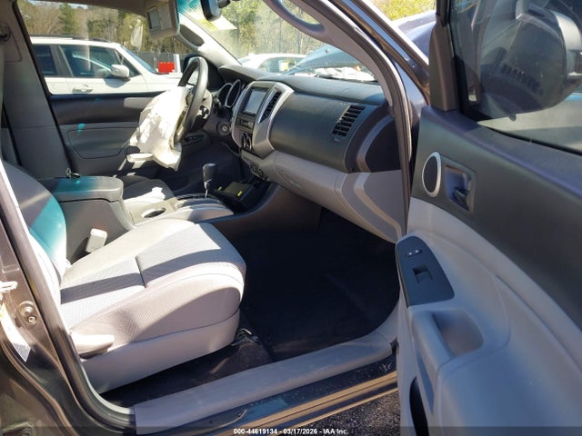 Продажа на аукционе авто 2012 Toyota Tacoma Base V6, vin: 3TMLU4EN9CM082373, номер лота: 44619134