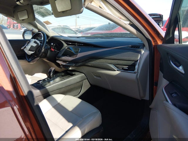 2019 CADILLAC XT4 1GYFZCR40KF180047 Photo 4