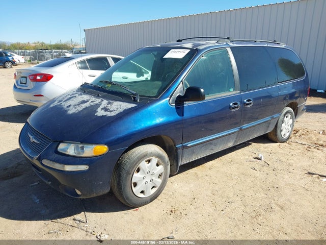 44619156 :رقم المزاد ، 1C4GP44G4YB584184 vin ، 2000 Chrysler Town & Country Lx مزاد بيع