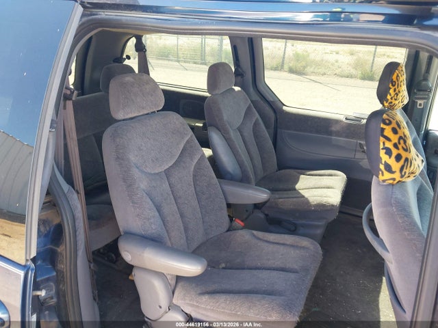 44619156 :رقم المزاد ، 1C4GP44G4YB584184 vin ، 2000 Chrysler Town & Country Lx مزاد بيع
