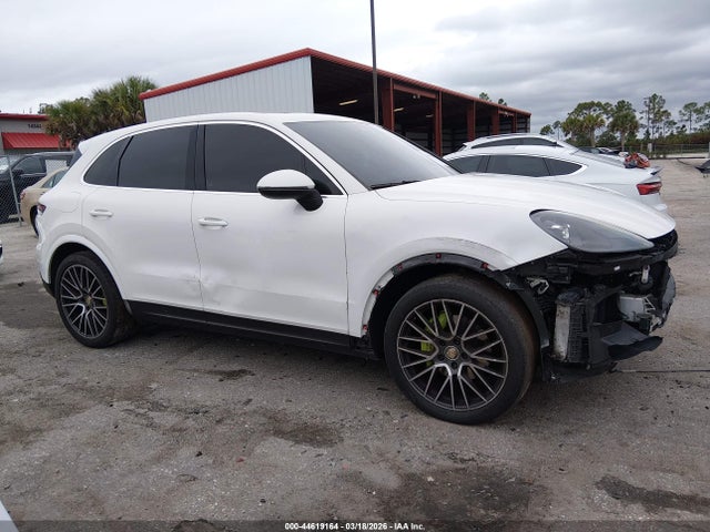2019 Porsche Cayenne მანქანა იყიდება აუქციონზე, vin: WP1AA2AY0KDA11642, აუქციონის ნომერი: 44619164